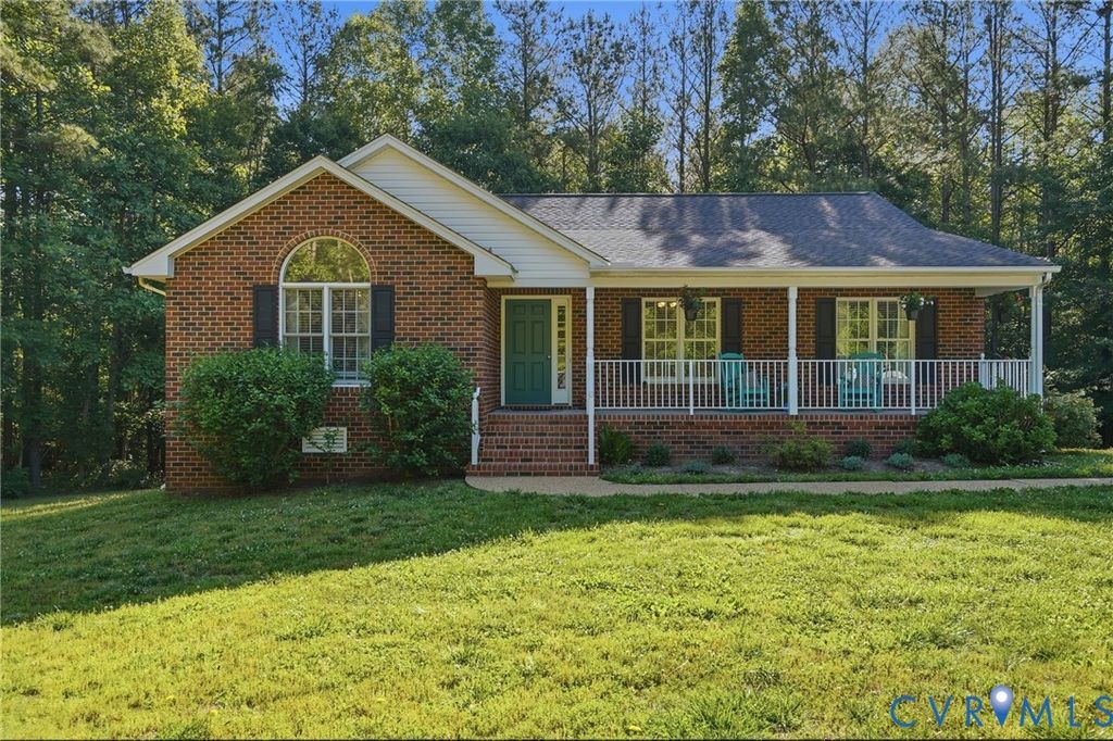 3800 Skivers Ln, Quinton, VA 23141