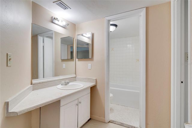 2512 LEMON TREE LANE C, Orlando, FL 32839