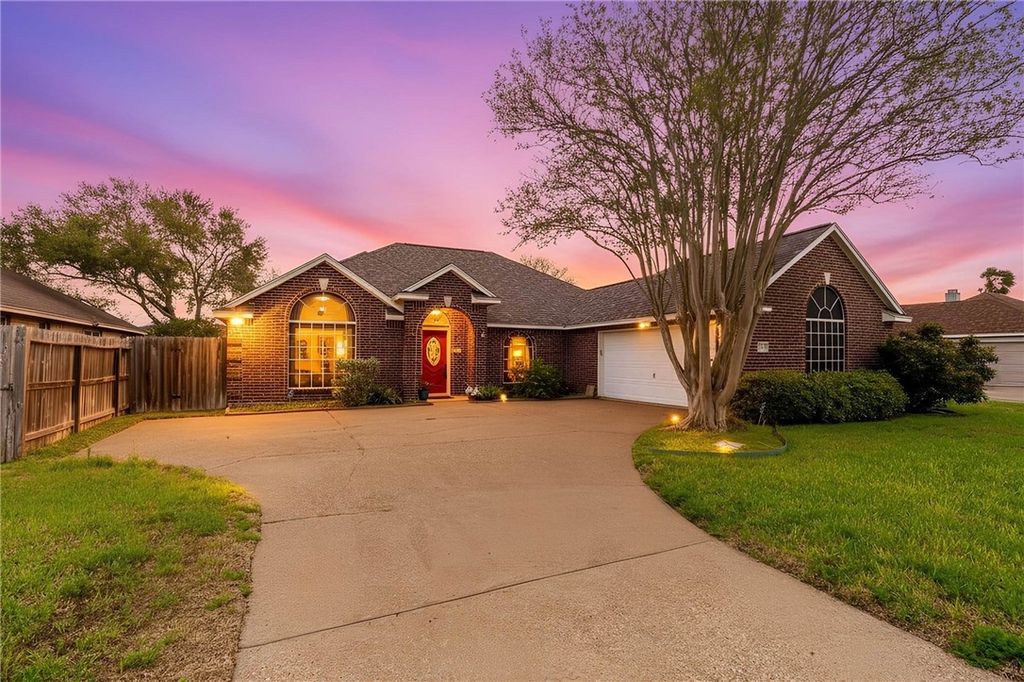 7518 Annemasse St, Corpus Christi, TX 78414