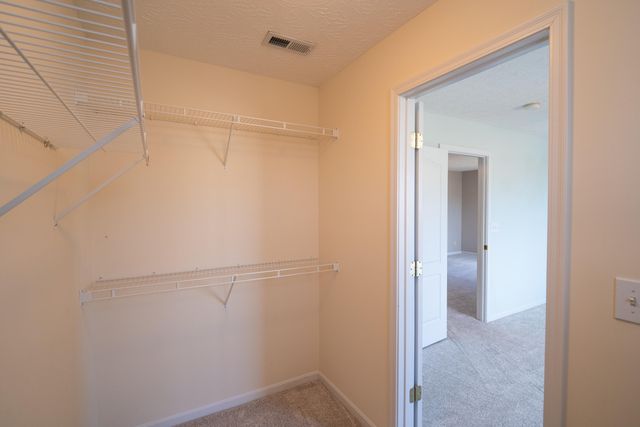 8589 Commons Court, Florence, KY 41042