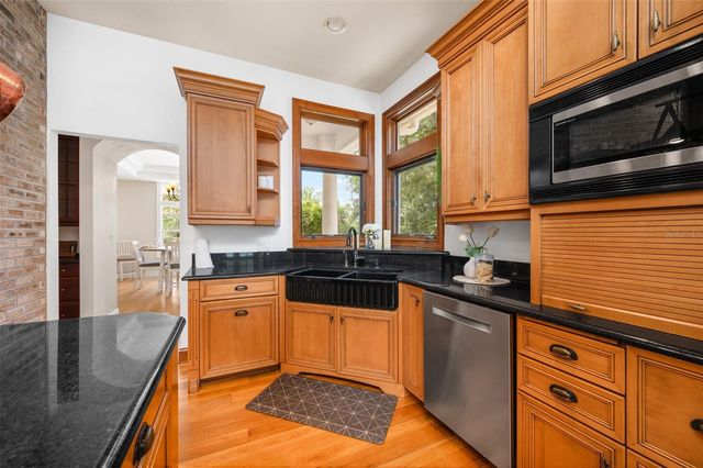9809 NW 59TH TERRACE, Gainesville, FL 32653