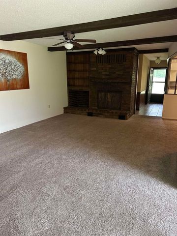 51 SFC 445, Forrest City, AR 72335