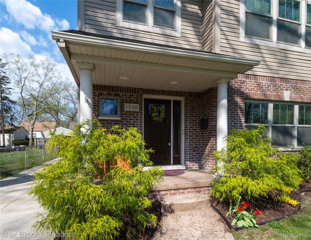 1510 Etowah Avenue, Royal Oak, MI 48067