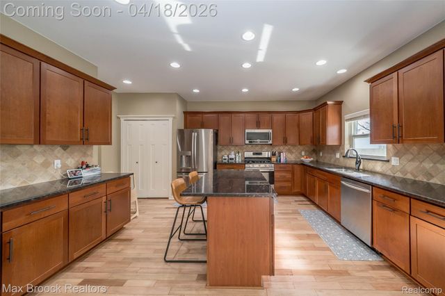 1510 Etowah Avenue, Royal Oak, MI 48067