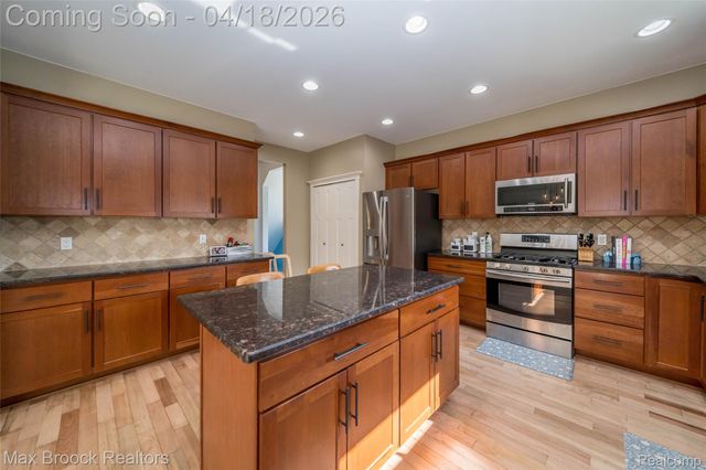 1510 Etowah Avenue, Royal Oak, MI 48067