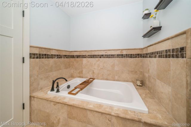 1510 Etowah Avenue, Royal Oak, MI 48067