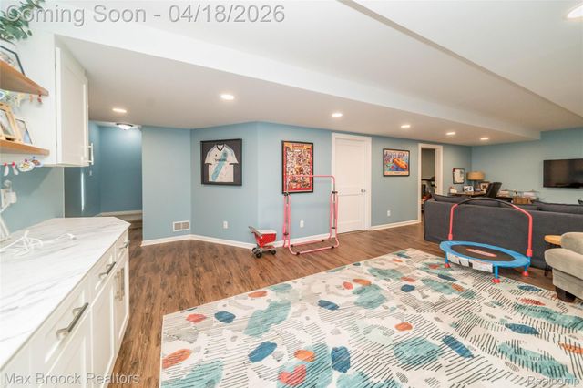 1510 Etowah Avenue, Royal Oak, MI 48067