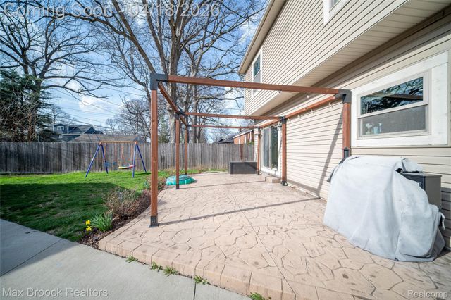 1510 Etowah Avenue, Royal Oak, MI 48067