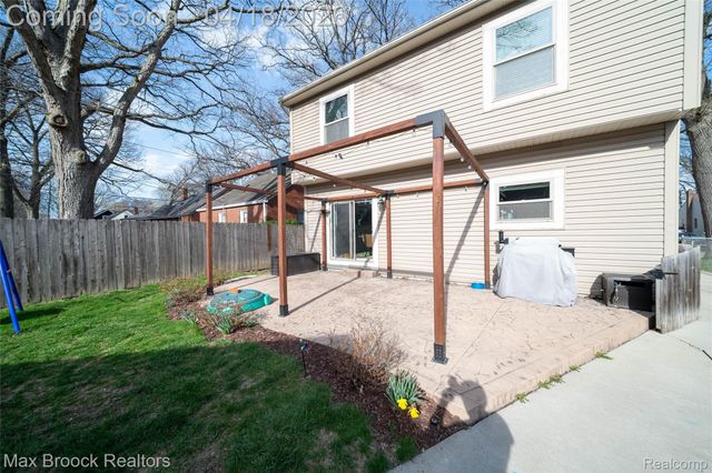 1510 Etowah Avenue, Royal Oak, MI 48067