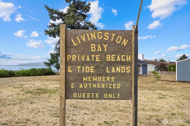825 Livingston Bay Shore Drive, Camano Island, WA 98282