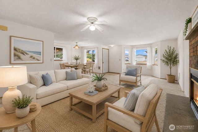 825 Livingston Bay Shore Drive, Camano Island, WA 98282