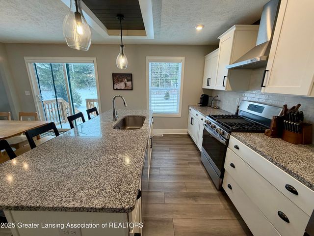 14013 Ambrosia Avenue, Dewitt, MI 48820