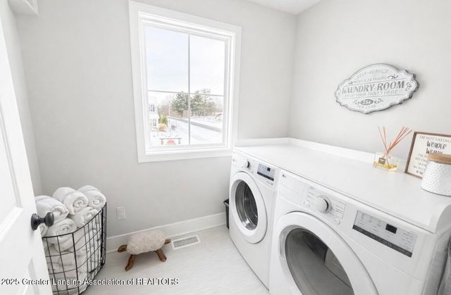 14013 Ambrosia Avenue, Dewitt, MI 48820