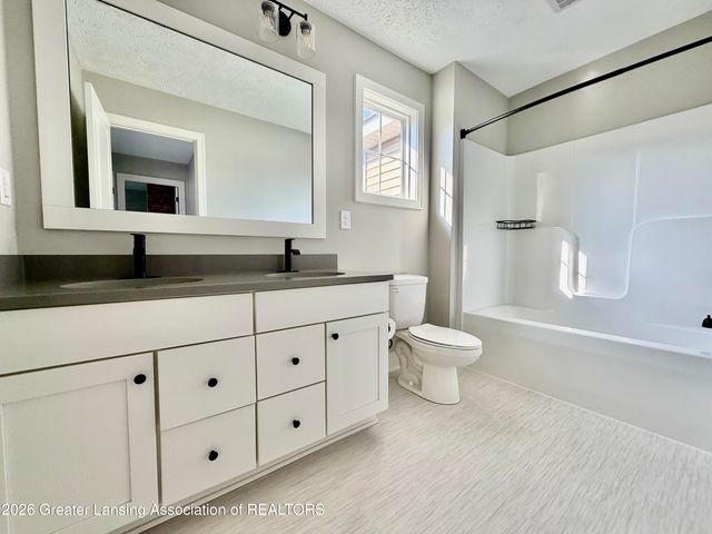 14013 Ambrosia Avenue, Dewitt, MI 48820