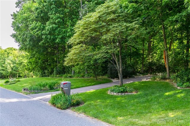 4405 Briarwood Drive, Urbana, OH 43078