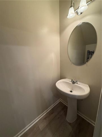 2330 Mckenna Square Drive, Lithonia, GA 30058