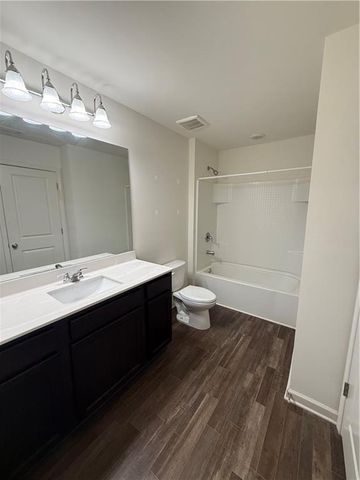 2330 Mckenna Square Drive, Lithonia, GA 30058