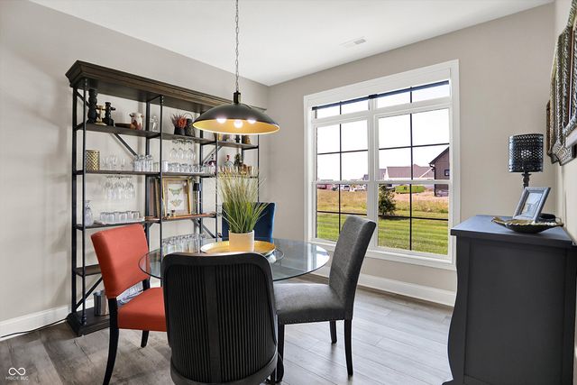 1246 Meadowbrook Lane, Franklin, IN 46131