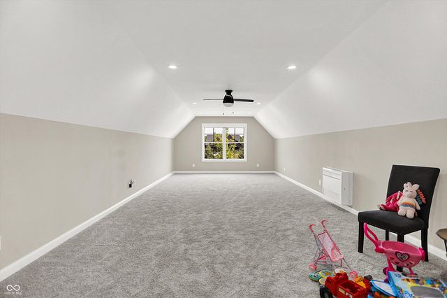 1246 Meadowbrook Lane, Franklin, IN 46131