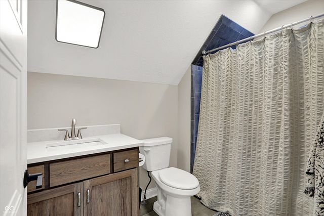 1246 Meadowbrook Lane, Franklin, IN 46131