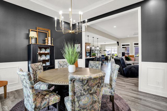 1246 Meadowbrook Lane, Franklin, IN 46131