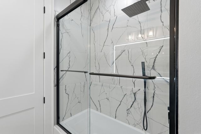 7 Oak Glen Lane, Little Rock, AR 72227