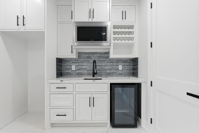 7 Oak Glen Lane, Little Rock, AR 72227