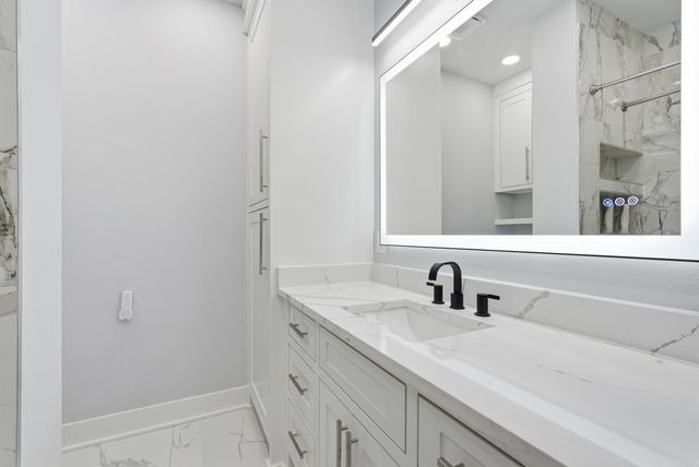 7 Oak Glen Lane, Little Rock, AR 72227