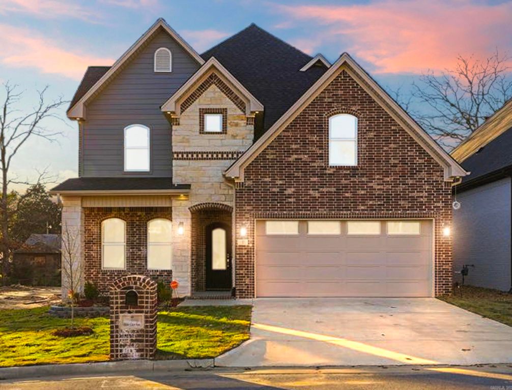 7 Oak Glen Lane, Little Rock, AR 72227