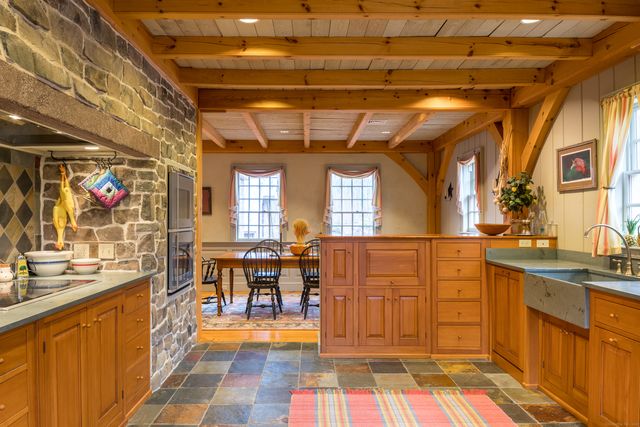 18 Carter Road, Warren, CT 06754