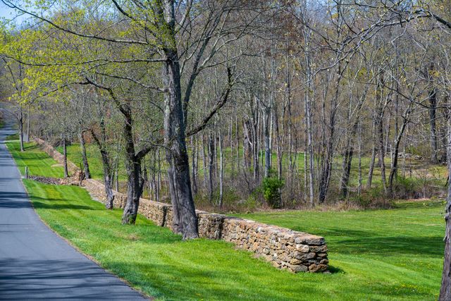 18 Carter Road, Warren, CT 06754