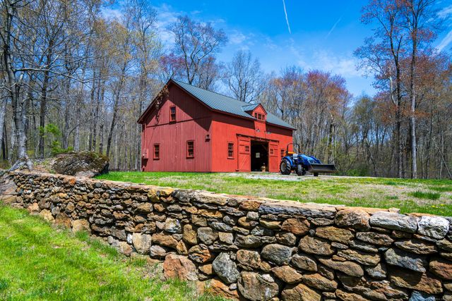 18 Carter Road, Warren, CT 06754