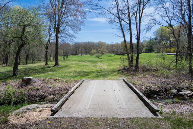 18 Carter Road, Warren, CT 06754