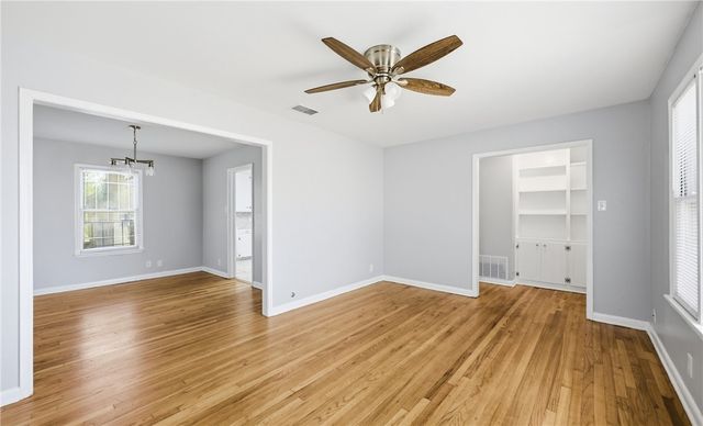 4342 Cambridge Dr, Corpus Christi, TX 78415