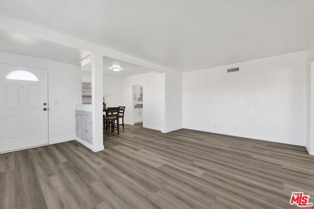 5042 N Glendora Avenue, Covina, CA 91724