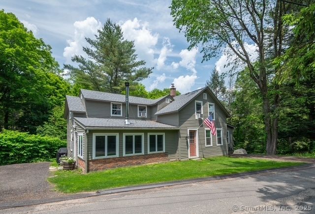 60 Pomperaug Road, Woodbury, CT 06798
