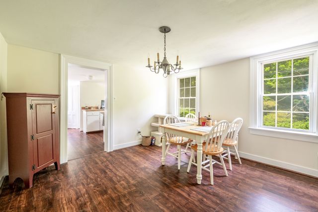 60 Pomperaug Road, Woodbury, CT 06798