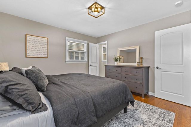 12940 W Wilbur DRIVE, New Berlin, WI 53151