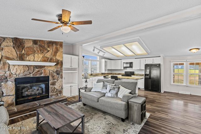 2049 Us-70, Kinston, NC 28501