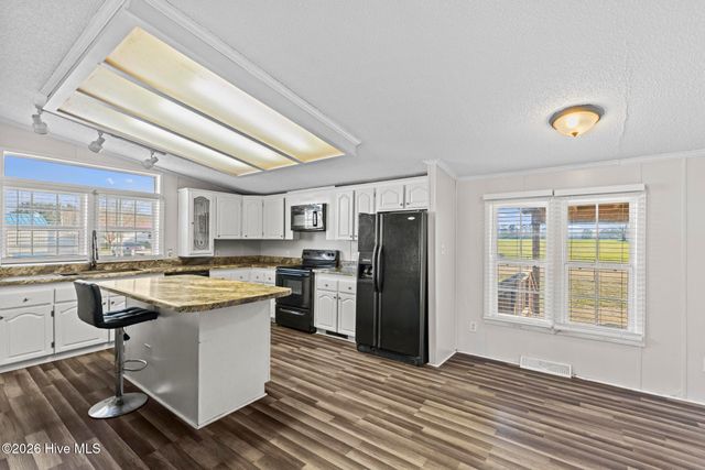 2049 Us-70, Kinston, NC 28501