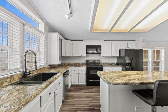 2049 Us-70, Kinston, NC 28501