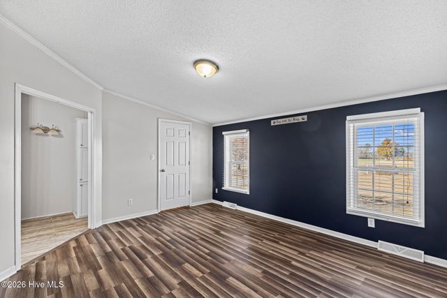 2049 Us-70, Kinston, NC 28501