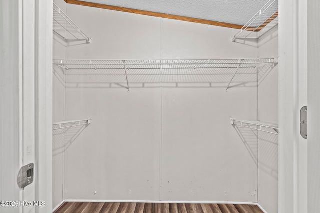 2049 Us-70, Kinston, NC 28501