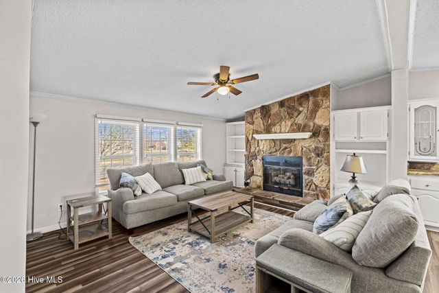 2049 Us-70, Kinston, NC 28501