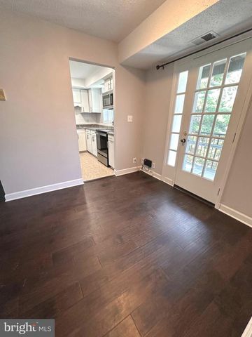 2802 S COLUMBUS ST #B2, Arlington, VA 22206