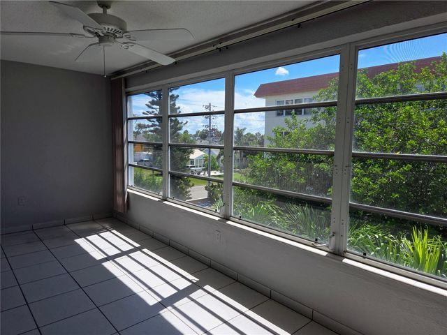3018 59TH STREET S 303, Gulfport, FL 33707