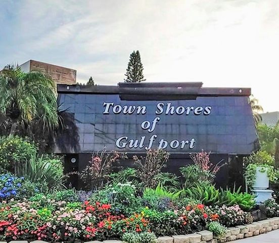 3018 59TH STREET S 303, Gulfport, FL 33707