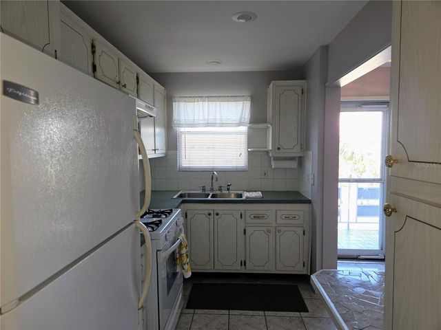 3018 59TH STREET S 303, Gulfport, FL 33707