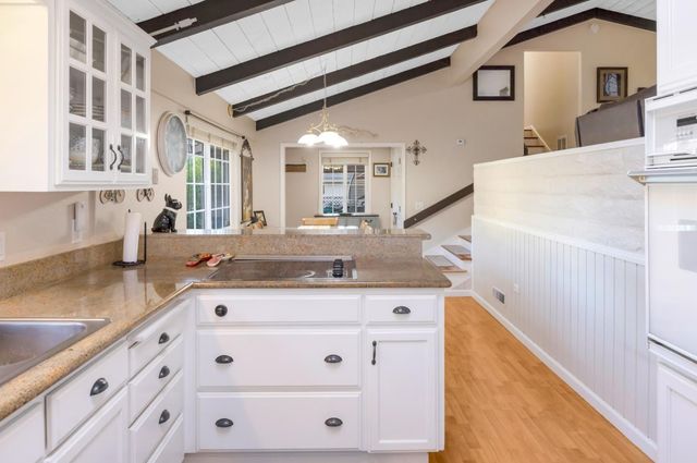 6900 Lakeview Drive, Salinas, CA 93907