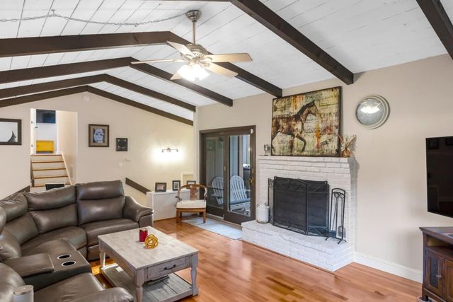 6900 Lakeview Drive, Salinas, CA 93907